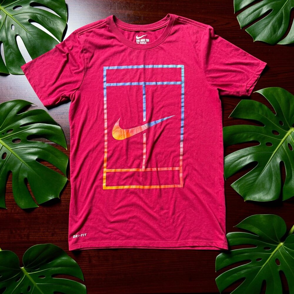 Nike Dri-Fit Red Graphic Swoosh Athletic Tee  Small Sportcore Gym Shirt 3138